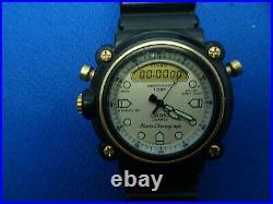 CASIO 364 aw-302 ANA DIGITAL LCD VINTAGE WATCHES FOR RESTORATION OR PARTS 1 RUN