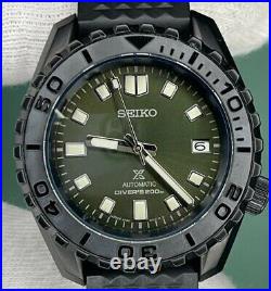 Custom Wristwatch (Seiko Parts dial/movement) 200 m Waterproof