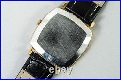 For Parts Vintage OMEGA Geneve Cal. 1030 Hand Winding Gold Dial Date 32mm Men's