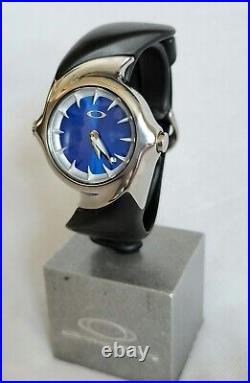 PARTS/REPAIR Oakley Crush 2.0 Watch Blue Face Polished Case