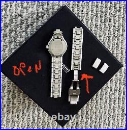 RADO LUXURY LADIES WHITE CERAMIC TRUEDIAMONDS THINLINE (Wristband Needs Repair)