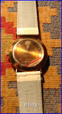 Rare Lovely Vicence Model Watch! 14k Slid Gold Large Type! New Condition
