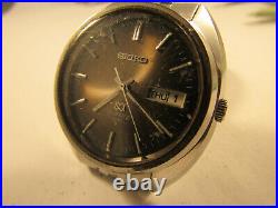 Seiko 0903 Quartz Day Date 1975 Watch With Original Band To Restore Or Parts