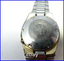 Seiko DX 6106-7619 17 JEWEL 1975 HACKING AUTO WATCH RUNS FOR RESTORATION PARTS