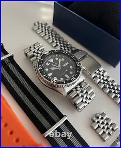 Seiko SKX007K All original Parts And Movement