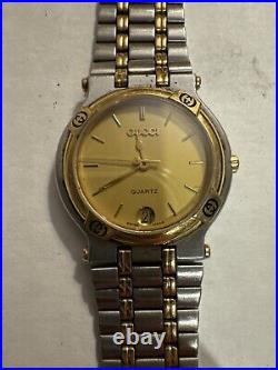 Used Mens Gucci Watch FOR PARTS OR REPAIR one of the hands is broken off