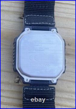 VTG CASIO WMP-1 MP3 Player Wristwatch 2002 Japan UNTESTED AS IS/FOR PARTS REPAIR