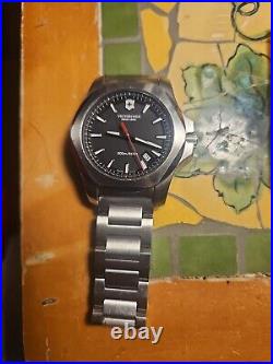 Victorinox Swiss Army i. N. O. X. Parts only not working