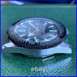 Vintage 60's Sidros Skin Diver 5 ATM Manual Wind Wristwatch for PARTS / REPAIR