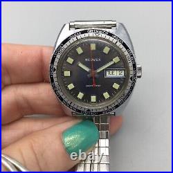 Vintage Neuvex Electronic Watch Men Silver Tone Day Date BROKEN PARTS OR REPAIR