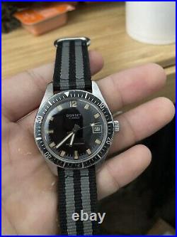 Vintage Skin Diver Dorset 17 Jewels Day Date Parts or Repair! Cool Piece