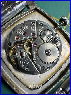 Vintage Universal Geneve Cal 1-42 Hand Wind For Parts Or Repair Watch J102-2