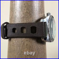 Zodiac Sea Dragon Men Rubber 38mm Analog For Watch Parts Or Repair Only 7 1/2