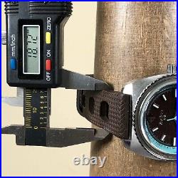 Zodiac Sea Dragon Men Rubber 38mm Analog For Watch Parts Or Repair Only 7 1/2